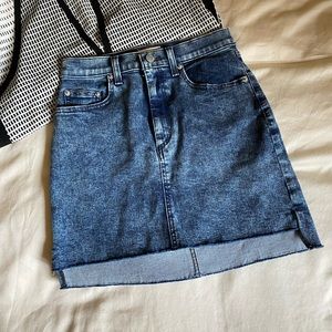 Wilfred Free Cut off Denim skirt